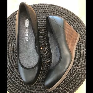 NEW DR SCHOLLS  Blk Sz8.5M WEDGES